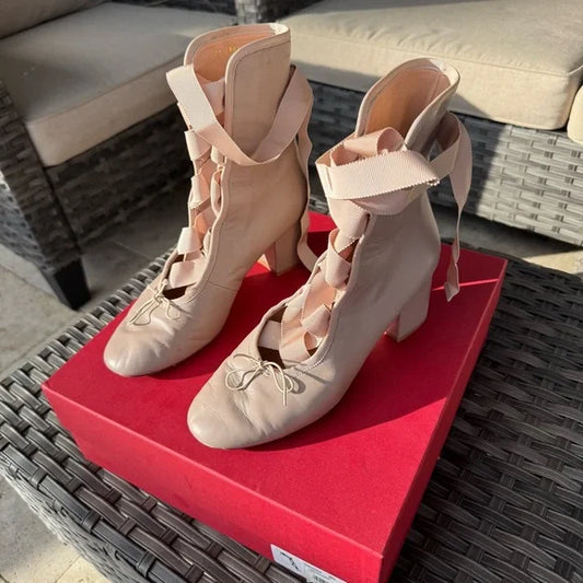 Valentino Garavani lace bow ballet boots
